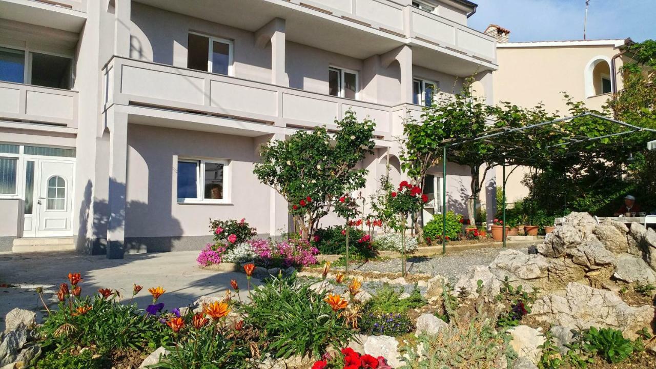 Apartmani Kastelan Barbat na Rabu Exterior photo