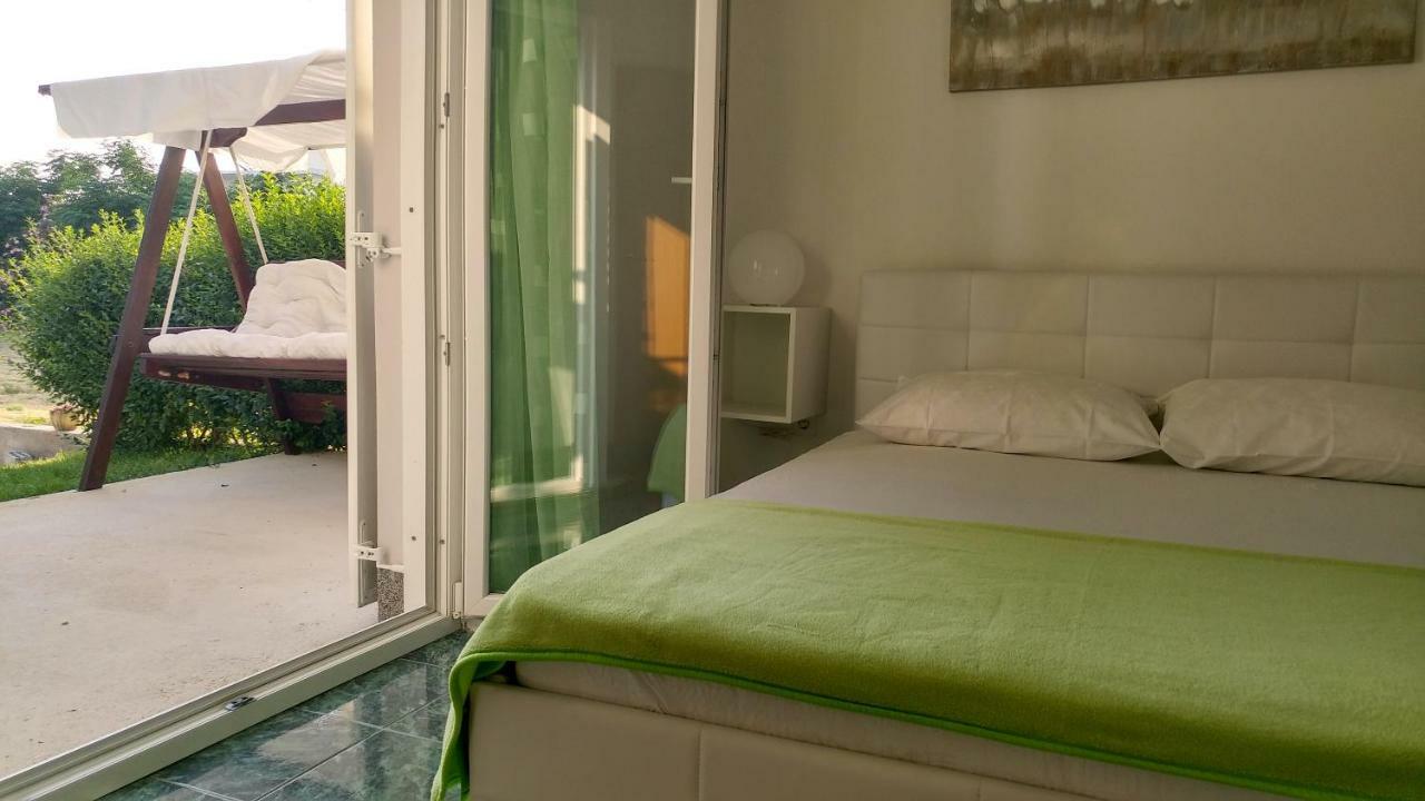 Apartmani Kastelan Barbat na Rabu Exterior photo