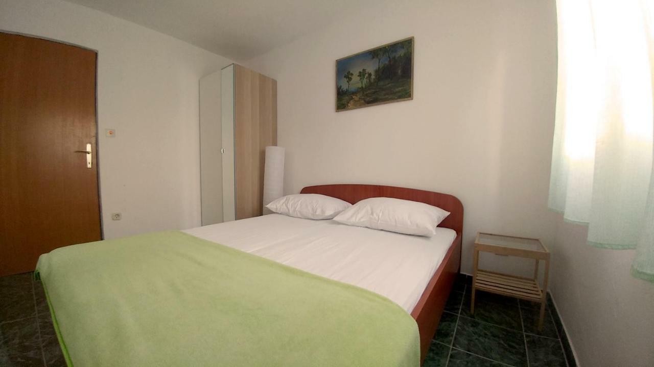 Apartmani Kastelan Barbat na Rabu Exterior photo